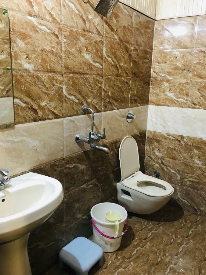 Sharma'S Bnb Amritsar Bagian luar foto